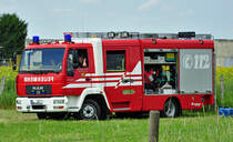 L�schgruppenfahrzeug LF 10/6 der Freiwilligen Feuerwehr Euskirchen.
Auf MAN LE-8-180 Fahrgestell mit Rosenbauer Aufbau. EU-Palmersheim 29.05.2010 