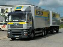 Unterwegs im Industriegel�nde von Bergen/R�gen war dieser MAN-H�ngerzug.