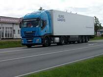 IVECO-LKW unterwegs bei Bergen/R�gen auf der B96.