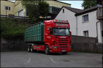 Um Abbruchmaterial etc. transportieren zuk�nnen besitzt HAGEDORN auch Fahrzeuge f�r den Transport von Containern. Im Bild ein SCANIA TOPLINE R500. (14.06.2010)