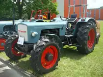 Eicher Wotan 2, schwerer Allradschlepper mit
luftgekhltem 6-Zyl.Diesel mit 100PS, Bj.1973,
von 1968-76 wurden 2697 Wotan gebaut,
Forchheim Juni 2010