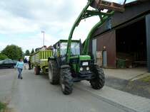 Deutz D 6807 unterwegs in Taunusstein, Juni 2010