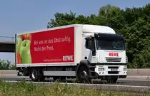 IVECO 270 unterwegs f�r  REWE , A61 bei Heimerzheim - 24.06.2010