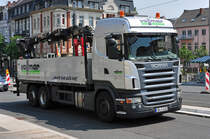 Scania R 420 mit Ladekran in Bonn-Beuel 23.06.2010