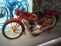 DKW Super Sport 500,
von 1929-33 wurden ca.1200 St�ck gebaut,
wassergek�hlter 2-Zyl.2-Taktmotor ,494ccm, 18PS, 120Km/h,
Horch Museum Zwickau,
Juni 2010