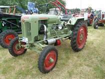 Ein Normag F12 B TS, Bj. 1954, 12 PS, namens  SCHORSCHI  ist Gast in Eiterfeld-Oberufhausen anl. Oldtimer- und Traktorenausstellung der Oldtimerfreunde Ufhausen am 04.07.2010