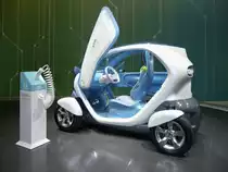 Twizy nennt Renault dieses futuristische Elektro-Stadtauto.