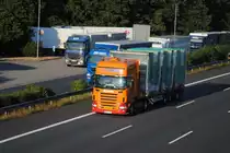 Scainia Sattelzug,auf der A2 bei Lehrte, am 07.07.10.