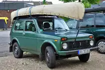 Lada Niva 4X4 mit Kanu, Euskirchen 05.07.2010