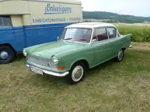 =Lloyd Arabella, Bj. 1960, 891 ccm, 34 PS, ausgestellt anl. Oldtimer- und Traktorenausstellung der Oldtimerfreunde Ufhausen am 04.07.2010 in Eiterfeld-Ufhausen.:

