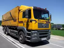 MAN eines namhaften Futtermittelherstellers ist am Freitagnachmittag Richtung Firmenzentrale unterwegs;100709