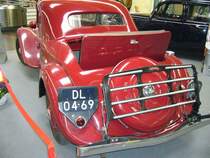 Heckansicht eines Citroen 11 CV Faux Cabriolet. Technoclassica 2009.