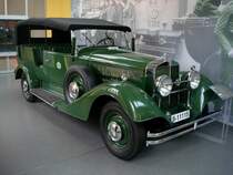 Horch 400,
Polizeimannschaftswagen mit 8-Zyl.Reihenmotor und 80PS, 100Km/h,
Horch Museum Zwickau,
Juni 2010