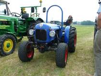 Eicher ausgestellt anl. Oldtimer- und Traktorenausstellung der Oldtimerfreunde Ufhausen am 04.07.2010 in Eiterfeld-Ufhausen 