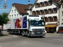 Mercedes Actros Sattelschlepper unterwegs in Gossau/SG am 09.07.2010