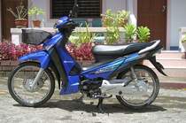 Meine 125ccm, 1Zyl.-4Takt Honda WAVE S (in Europa unter dem Namen INNOVA bekannt) am 30.Mai 2009 in Patong.