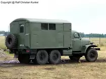 ZIL-157 KO - Kofferfahrzeug, NVA - fotografiert am 17.07.2010 zum 10. Milit�r- und Nutzfahrzeugtreffen am Flugplatzmuseum Cottbus - Copyright @ Ralf Christian Kunkel
