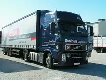 VOLVO-440 von Borchers-Logistik wird eine Nacht am Messegel�nde in Ried i.I. verbringen;100712