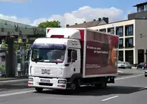 MAN TGL 8.210 Kofferaufbau, am Bf Euskirchen 15.07.2010