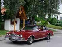 PONTIAC_GrandPrix,Bj.1979 trifft zum Oldtimertreffen  Stehrerhof  ein;100704