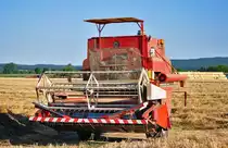 IHC International 923 M�hdrescher auf einem Acker bei Euskirchen - 18.07.2010