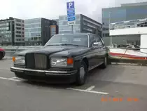 Ein Bentley als Werbefahrzeug f�r das Restaunt und Nachtclubschiff Prins Bernhard im Hafen von Malm�(Schweden)