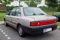 MAZDA 323 Limosine Heckansicht OB in Herten 31/07/2010