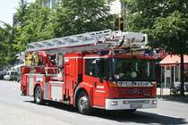 Feuerwehr Aachen 
AC 6310
Metz ALP
Mercedes Econic 1833
Aufgenommen in Aachen am Theaterplatz, 4.6.2010.
