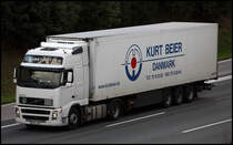 VOLVO FH 440PS aus Litauen mit Khlauflieger von KURT BEIER aus DANMARK.