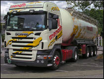 SCANIA R 440 , Euronorm 5 - mit Siloauflieger rastet am 26.7.10