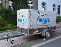 Anhnger mit Pritschenaufbau und Plane NABU Herten 03/08/2010