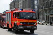 Feuerfahrzeug der Beufsfeuerwehr Hamburg (Wache Wandsbek) im Hamburg am 01.08.2010.