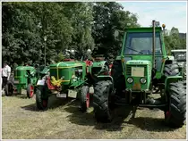 Deutz F1L 514, BJ 1952, 1330 ccm mit 15 PS, 
daneben ein Deutz F4L 514/53, BJ 1956, 5322 ccm mit 60 PS und  der gro�e Bruder Typ D 100 06 A5, BJ 1977, 5655 ccn mit 100 PS, gesehen in Pr�m beim Oldtimertreffen am 01.08.2010      