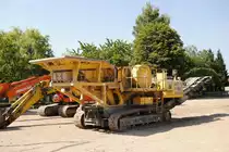 Dieser Steinfresser wird auch bald an anderen Ort eingesetzt. Aufnahme von 07.08.2010 in Lehrte.