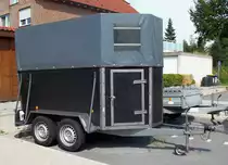 einfacher Pferdetransport - Anh�nger mit doppel Achse in RE 10/08/2010