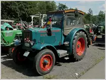 Dieser Rheinstahl Hanomag, BJ 1948, 4 Zyl. Motor, Hubraum 5200ccm, 40 Ps und ist laut Beschreibung ein Schnelll�ufer. Aufgenommen beim Oldtimertreffen in Pr�m am 01.08.2010.