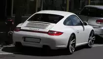 Porsche 911 Carrera 4 mit  3D Felgen . Foto: juli 2010.