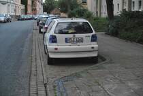 Weier VW Polo mit blaunen Heckleuchten am 16.08.10 in der Westerstrae/Lehrte.