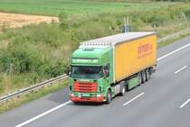 Scania Sattelzug, auf der A2 bei Lehrte, am 16.08.2010.