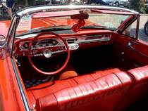 Ford Falcon, ganz in rot,
Bj.1965, 3300ccm, 120PS,
Oldtimertreffen Gundelfingen/Brsg., Juni 2010