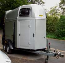 Pferdetransportanhnger von HUMBAUR silber metalic 15/08/2010