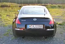 Sportwagen Nissan 350 in Lehrte, am 18.08.2010