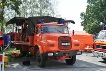 MAN ABC Feuerwehr Oldimer (Baujahr 1974). Dieses Feuwerfahrzeug ist im aktiven Dienst. Am 21.08.2010 war auf den Sch�tzenfest eine Veranstaltung der Ortfeuerwehr Lehrte.