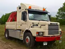 Scania 112H Schaustellerzugmaschine mit Atlas-Kran am 22.08.2010 am Aachener Westbahnhof.
