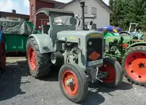 Deutz, Typ F2M315, Bj. 1936, ausgestellt anl. Ortsjubil�um  850 Jahre B�ckels  in 36100 Petersberg-B�ckels, August 2010