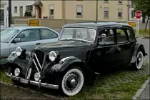 Diesen sch�nen Citro�n 11 CV, habe ich am 01.08.2010 fotografiert.