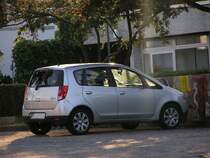 Mitsubishi Colt (modelljahr 2008-2012). Gesehen: Juli 2010.