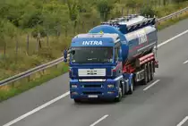 MAN SAtttelzug auf der A2 bei Lehrte am 18.06.2010