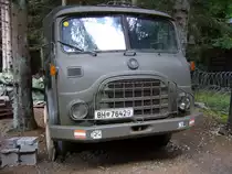 Steyr 680 M des �sterreichischen Bundesheeres. 1960 - 1984. Motorisiert ist dieses Fahrzeug mit einem 6-Zylinder Dieselmotor der 120 (ab 1979) 142 PS leistet. Der 680 M wurde nicht nur in �sterreich, sondern auch in einem Zweigwerk in Griechenland gebaut. Seit 2007 sind diese LKW beim �sterreichischen Bundesheer komplett ausgemustert. Schaufahrzeug am Bunkermuseum Wurzenpass. 