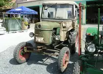 Deutz D 25 ausgestellt anl. Ortsjubil�um  850 Jahre B�ckels  in 36100 Petersberg-B�ckels, August 2010

